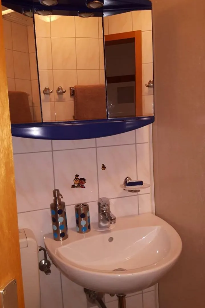 دوسلدورف Messe Zimmer Diezelweg شقة
